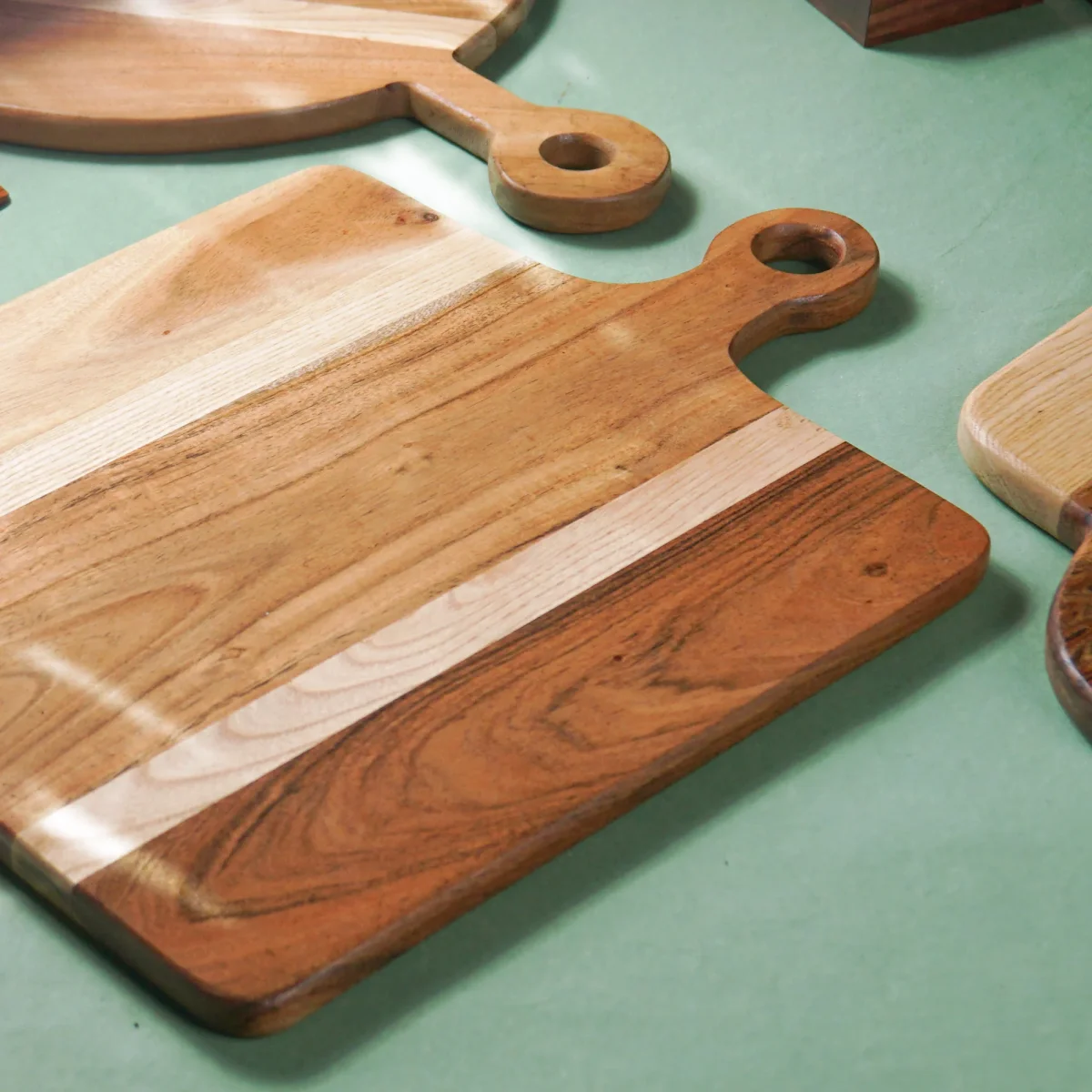 Grande Wooden Serving Board and Platter - Image 6